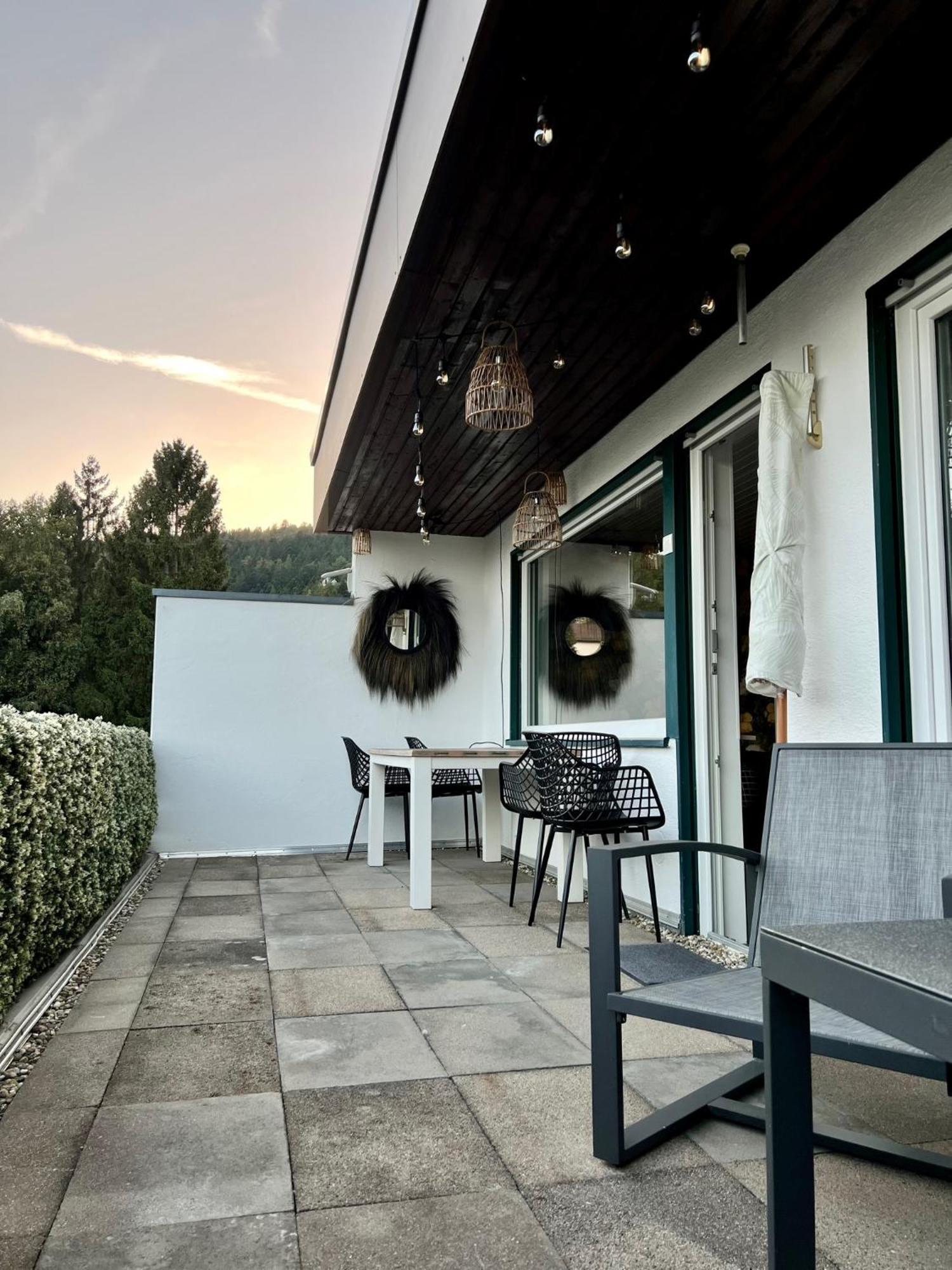 Wohnen Im Schwarzwald Mit Panoramablick Apartment Bad Herrenalb Bagian luar foto